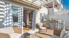 Sunny Dry Mill Apartment on Thesen Islands - Image 2