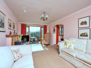 Holiday Home in Mid Wales with Countryside Views - Image 2