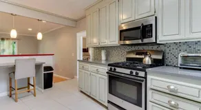 Woodland Hills Charmer - Image 5