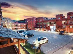 Garze Tagong Grassland Hotel - Image 4