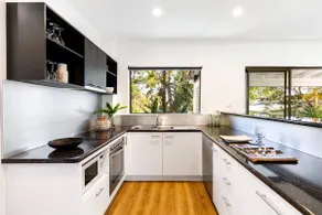 Little House on the Hill, Pet Friendly & New Pool - Image 3