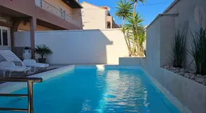 Apartments Benic with a heated pool - Image 3