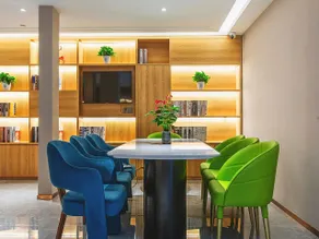 Jinjiang Inn Wuhan Lingjiao Hu Wada Hotel - Image 4