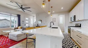 East Austin Retreat - Image 3