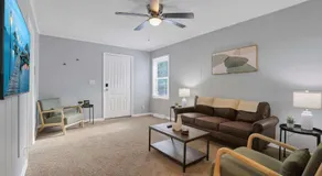 The Columbus Prime - 5 Bedroom 2 Bath- Parking - Image 2