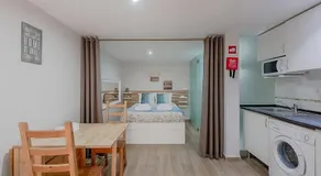 Lisbon DownTown (Mouraria) - Image 2