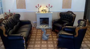 Central Hotel - Image 4