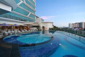 Golden Tulip Galaxy Hotel Banjarmasin - Image 2