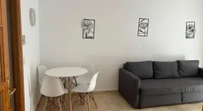 Kinderfreundliches schönes Apartment mit beheiztem Pool, Garten und Grill - Image 2