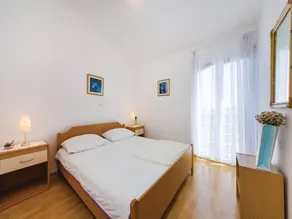 Maison de vacances spacieuse à Bibinje avec jardin - Image 4
