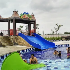 Ndalem Kraton Hotel - Image 2