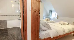 Bubbs Cottage - Image 2