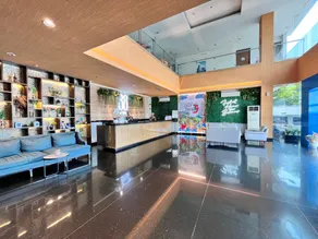 Hotel 88 Embong Malang Tunjungan Surabaya by WH - Breakfast with The Best View on The Highest Floor and Strategic Location in The City Center - Image 4