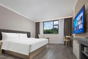 Hanting Hotel Fenghuang Ancient City - Image 2