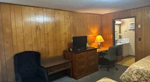 Country Inn Motel & RV Park - Image 2