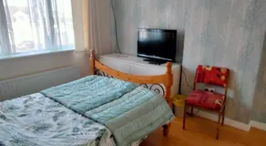 19 Doran Close - Image 2