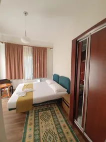 Stani i Hoxhes Hotel - Image 1