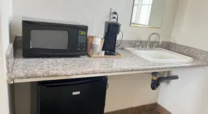 Economy Inn Paso Robles - Image 5