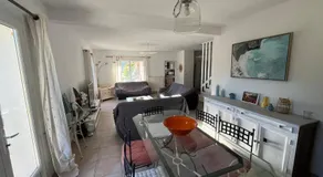 Confortable Villa with pool 4BR 6-8 people - Image 4