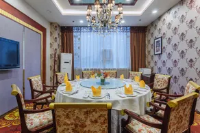 East Garden Hotel - Image 5
