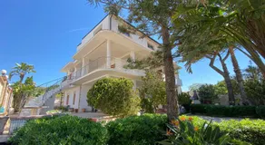 Sea View - Beautiful Private Terrace with BBQ - Image 2