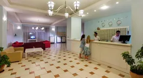 Ares Blue Hotel - Image 2