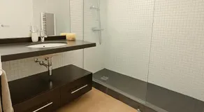 Bonito apartamento con jardín - Image 2