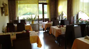 Hotel Rheingold Garni - Image 4