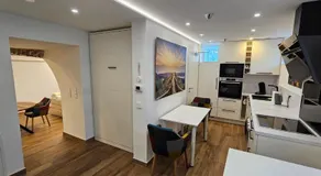 The Modern Cave Lodge - ComfyHome Apartments Stuttgart - Image 2