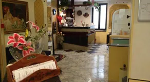 Hotel Vienna - Image 3