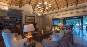 Waterbuck Game Lodge Thornybush Nature Reserve - Image 2