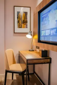 Home Inn Plus Hangzhou West Lake Lakeside Pedestrian Street - Image 5