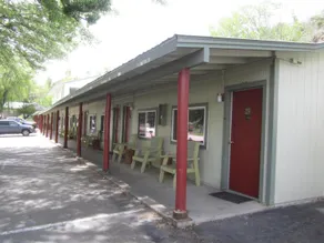 Wapiti Lodge - Image 3