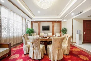 Longhai Hotel - Image 4