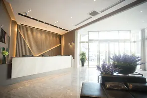 Home Inn Selected Qingdao May Fourth Square Xianggang Middle Road Aofan - Image 2