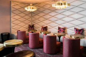 Charlesmark Hotel - Image 2