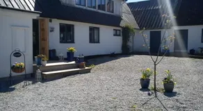 Systrarna på Kivik - Image 1