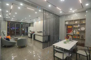 RE MAX Hot Wheat Esports Hotel - Image 4