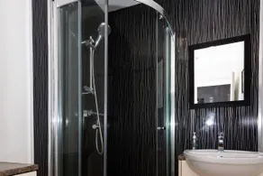 One Bedroom Apartments Close to City - Image 5