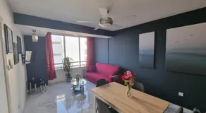 Stylish Beach Apt w/ Sea View + Pool + 200Mbit - Image 2
