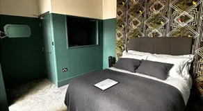 The Crown Rooms - Image 4