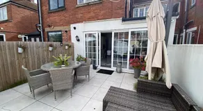 Modern home in Cardiff City Centre - Image 4