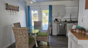 Gorgeous four bedroom pool home in Palm Bay - Image 2