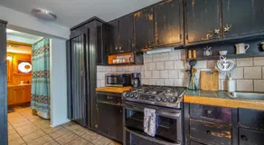 Serene mountain getaway, Hot Tub, Sauna, Lake View, Swim, Fish, Hiking, EV plugin - Image 5