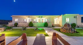 Theodoros Malaxa Retreat - Pool & Amazing View - Image 4