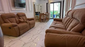 Portosaid بورتوسعيد شاليه ثلاث حجرات وثلاثة حمام وصاله مكيف بالكامل وبلكونه وانترنت عدد 7 أسره - Image 3