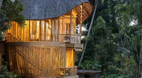  Asep Gumi Bamboo Villa Pesagi - Image 2