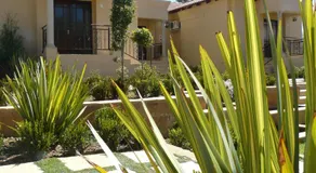 Moon and Sixpence Garden Guest House - Image 3