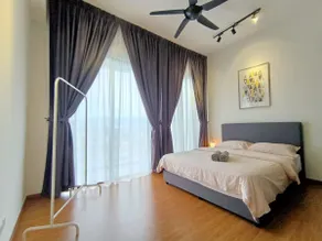 N New Georgetown Instagramable 2BR Homestay for 10pax 无敌美景两房民宿 Beacon Executive Suite - Image 2