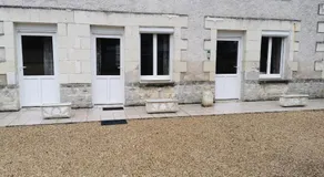 Maison restaurée - bien ensoleillée - calme - Image 3